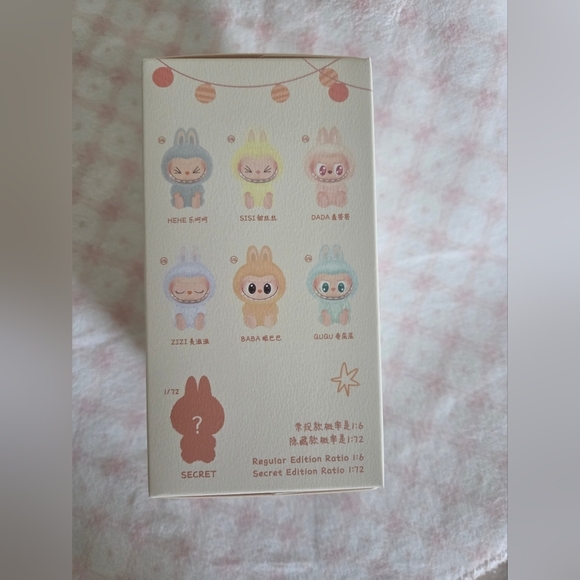 Pop Mart THE MONSTERS – Have a Seat Vinyl Plush Blind Box (Authentic) - Picture 5 of 8